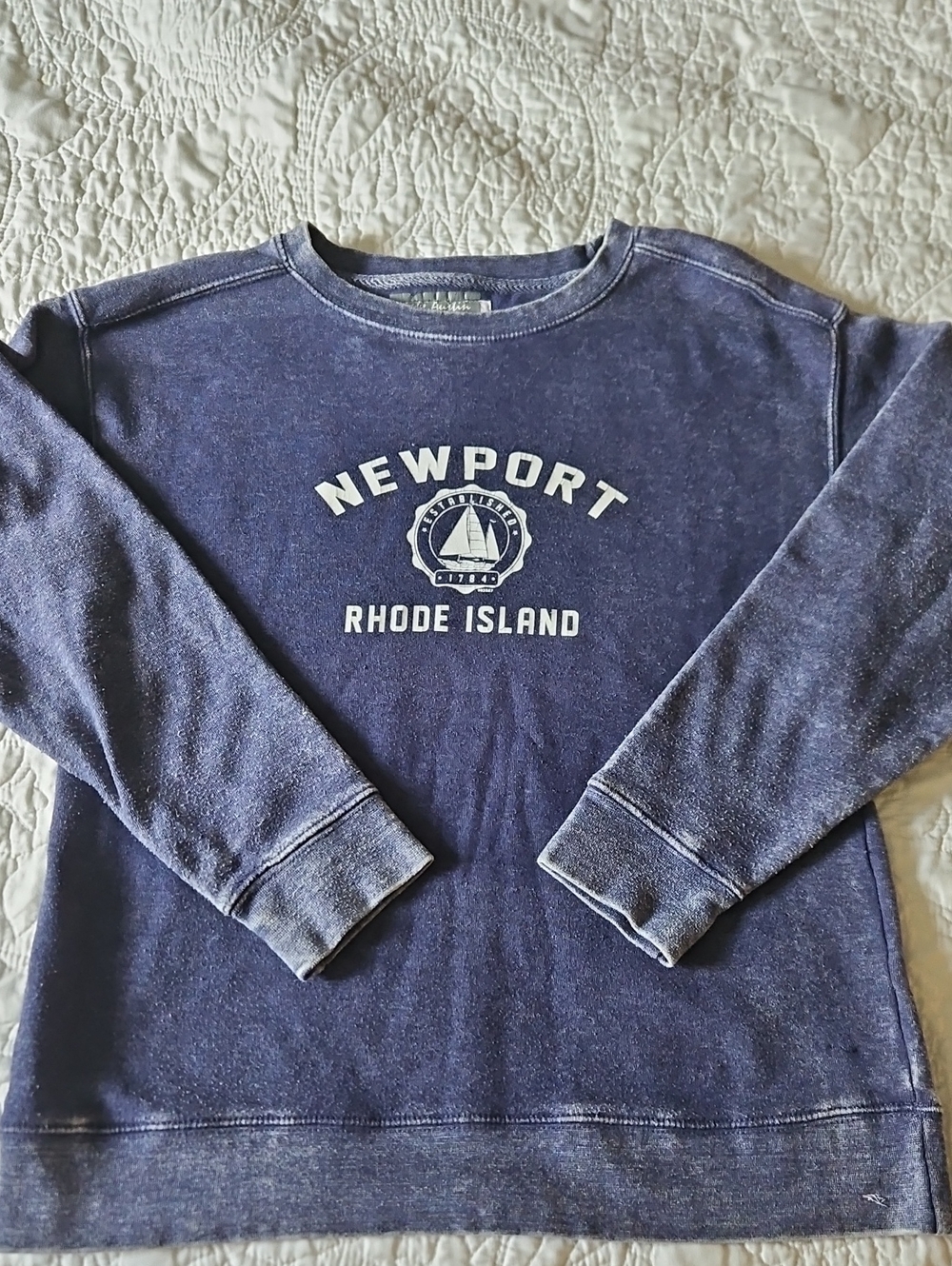 Women's Navy Blue Newport Rhode Island Crewneck Sweatshirt